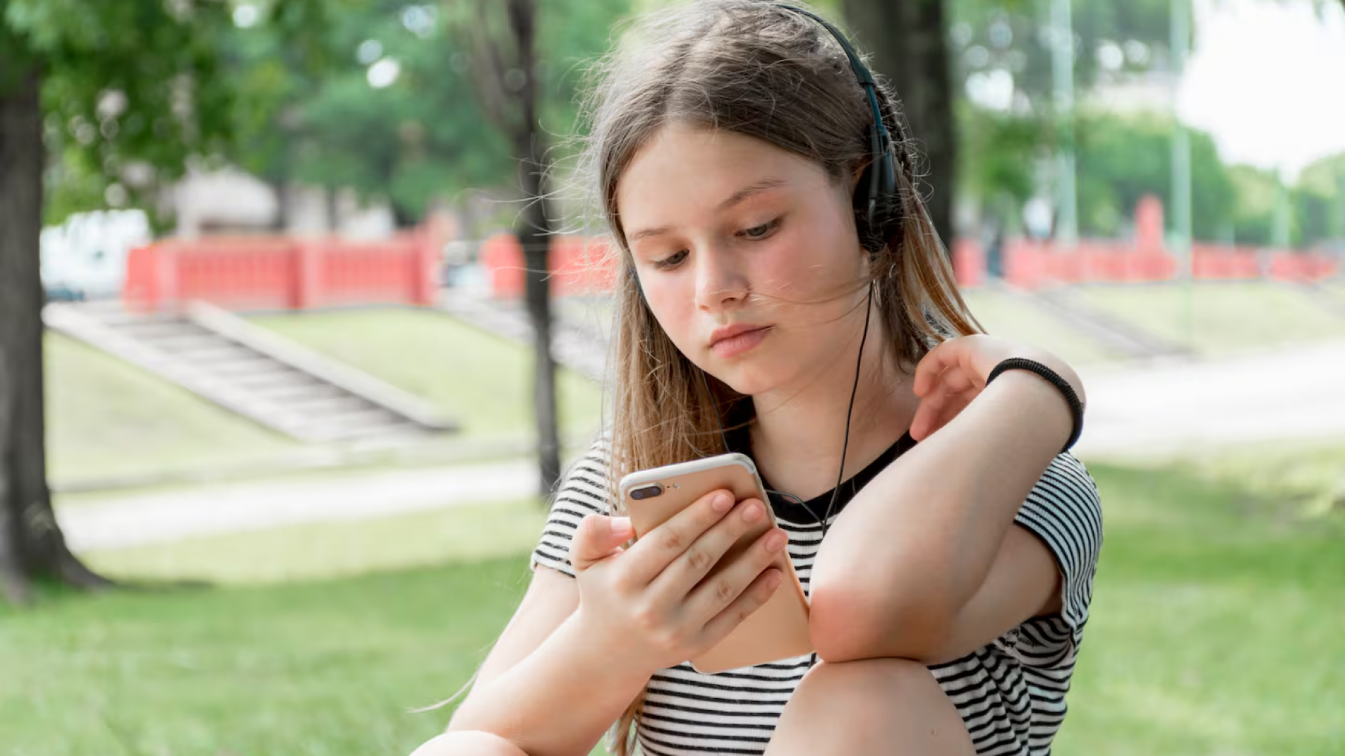 Novios por chat: por qué cada vez más adolescentes eligen vínculos virtuales