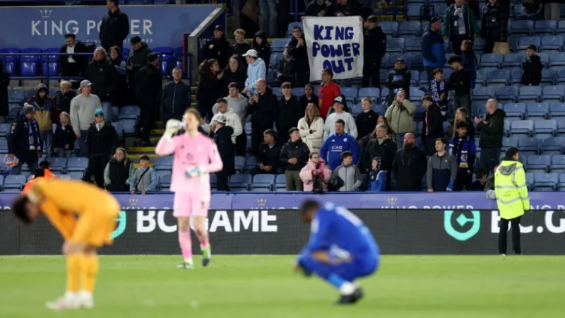 A diez años de ganar la Premier League, Leicester City descendió a tercera