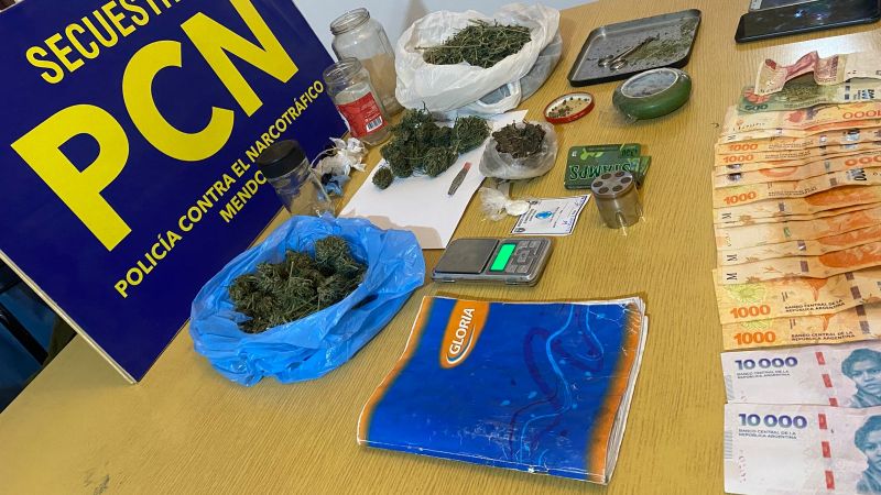 Estaba autorizado a cultivar marihuana, pero tenía un kiosco de drogas