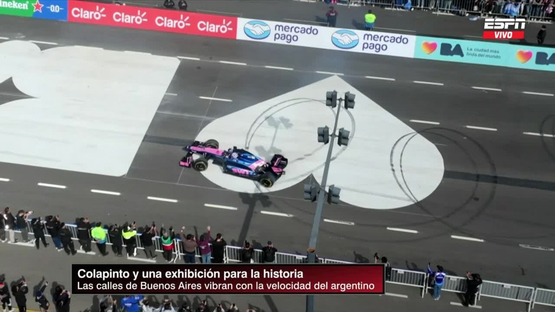 Franco Colapinto hizo delirar a la multitud con un F1 en Buenos Aires (videos)