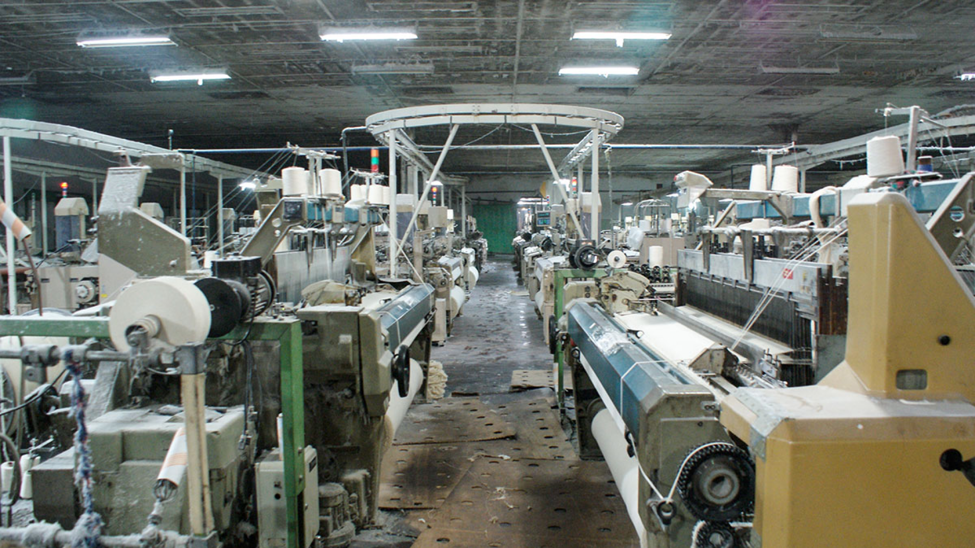 Industria textil: cayó 33% la producción y 7 de cada 10 máquinas están frenadas
