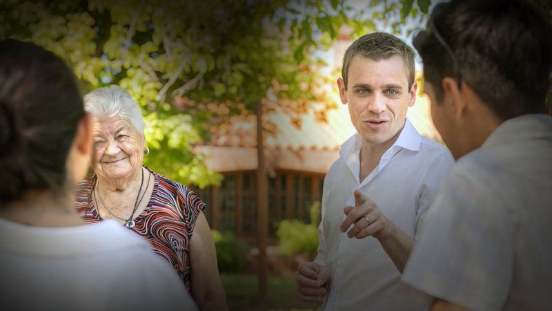 Mondotte se mostró en modo candidato