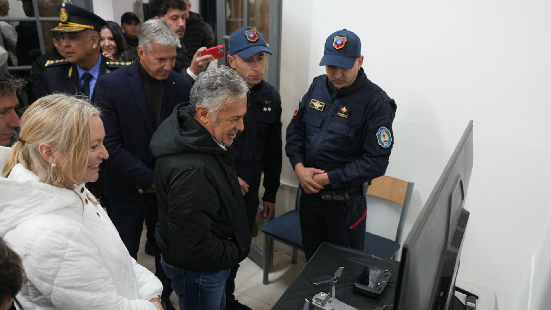 Cornejo inauguró una nueva base de drones de la Policía