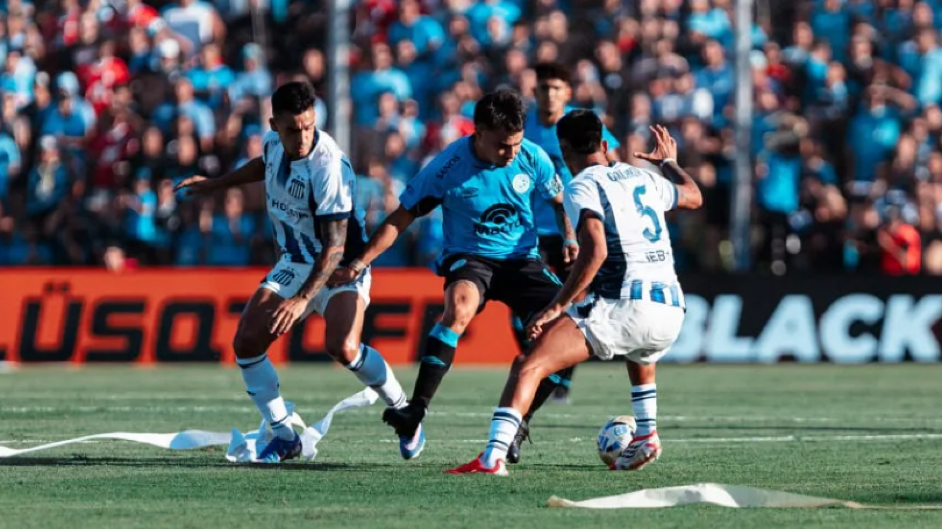 En octavos se juega el picante clásico entre Talleres y Belgrano