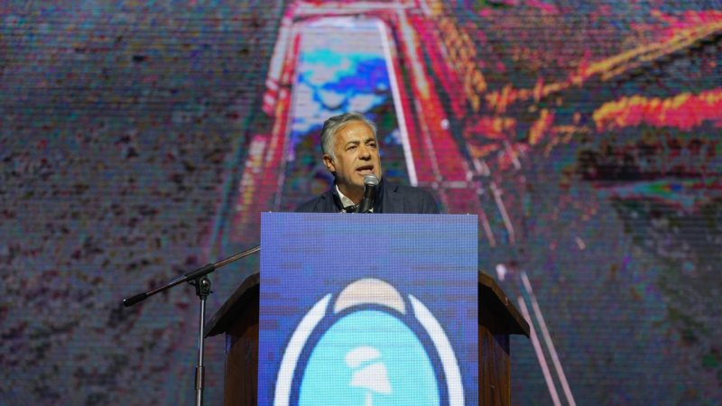 Cornejo anunció la licitación del anillado eléctrico del Sur mendocino