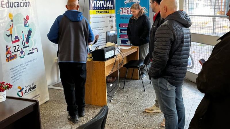Capacitación gratuita en construcción en seco con certificación oficial