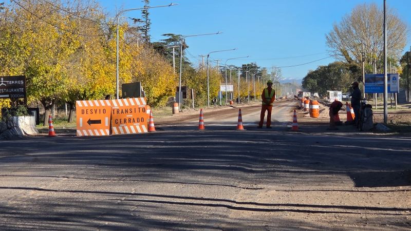 Obras en ruta 143: Se irá cortando por tramos y se asfaltará en primavera