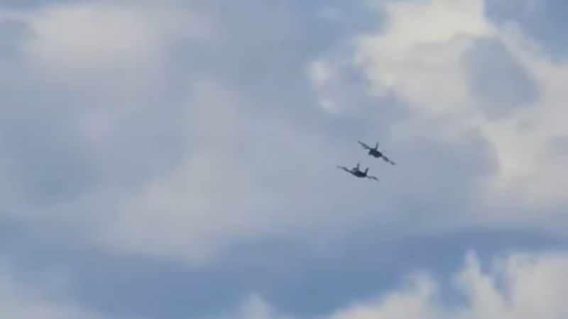 Mirá el video del choque de aviones en un show aéreo en Estados Unidos
