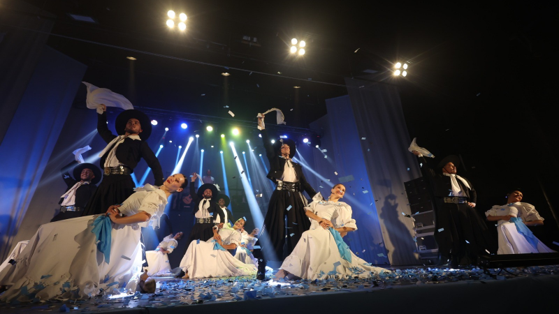 "La Patria que somos" en el Teatro Roma