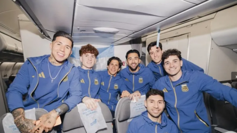 La Selección Argentina, rumbo a Estados Unidos