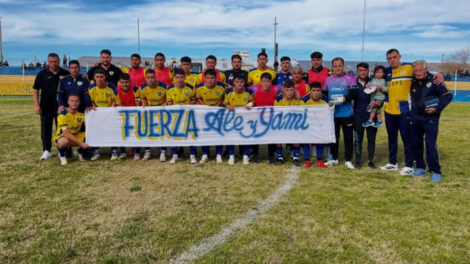 Huracán a paso firme goleó y es el único puntero