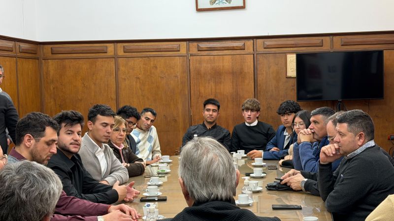 "Merinitos" se reunieron con el intendente a días de viajar a México