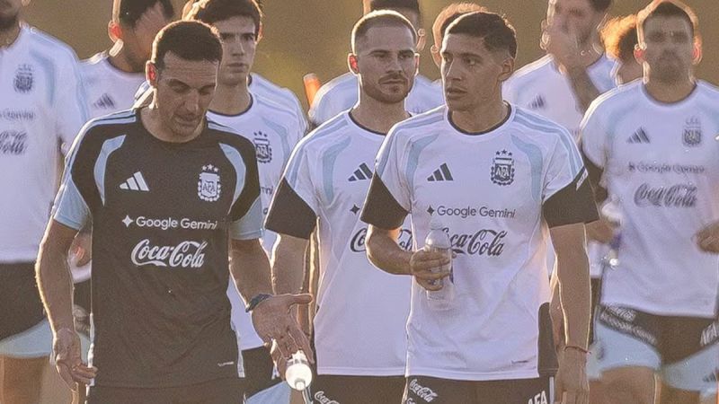 Los tres futbolistas de la Selección argentina que continúan lesionados