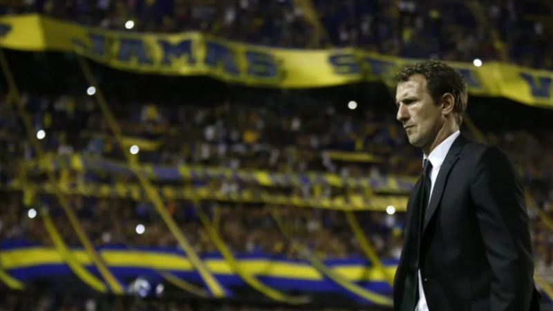 Boca cerró a Arruabarrena como nuevo DT
