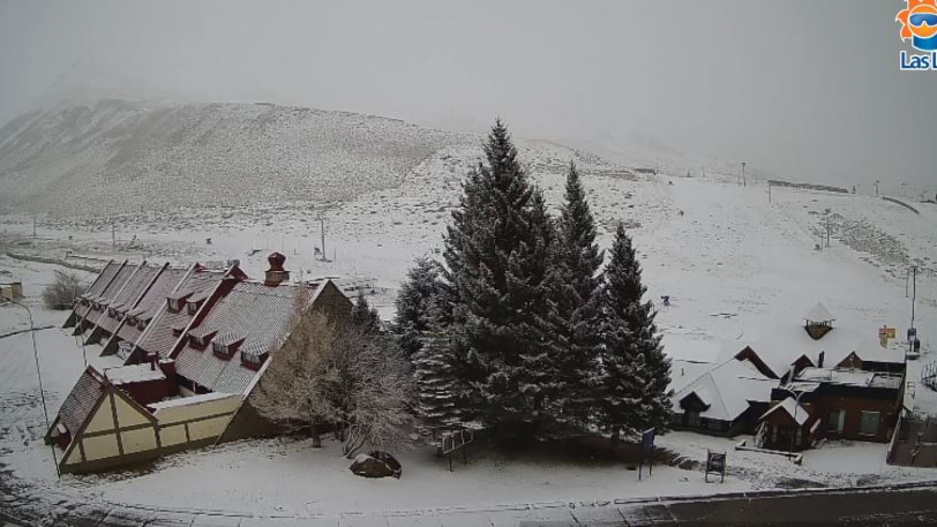 Este miércoles por la mañana se encontraba nevando en Las Leñas.