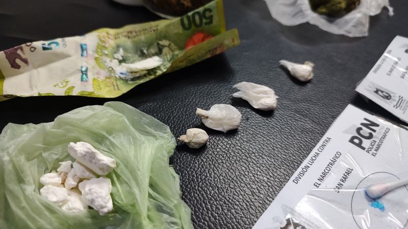 Desbarataron un kiosco de drogas que funcionaba en calle Emilio Mitre