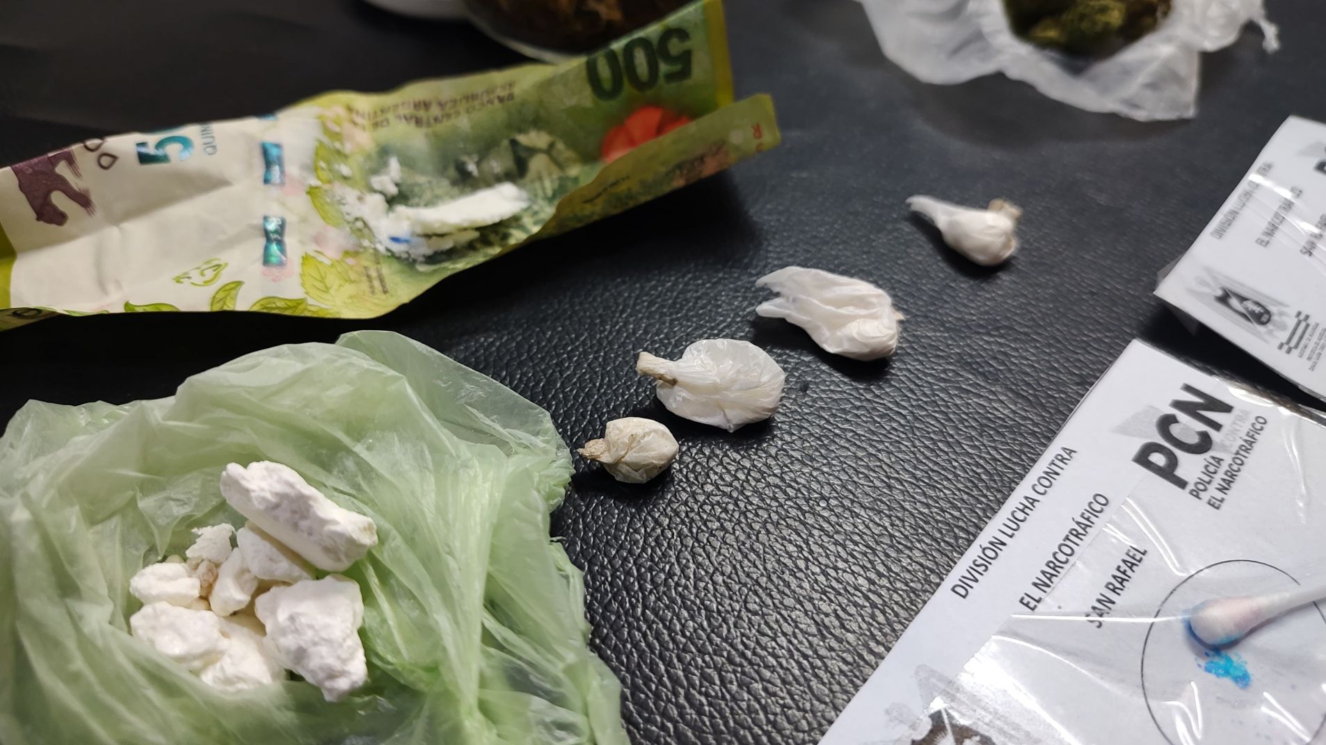 Desbarataron un kiosco de drogas que funcionaba en calle Emilio Mitre