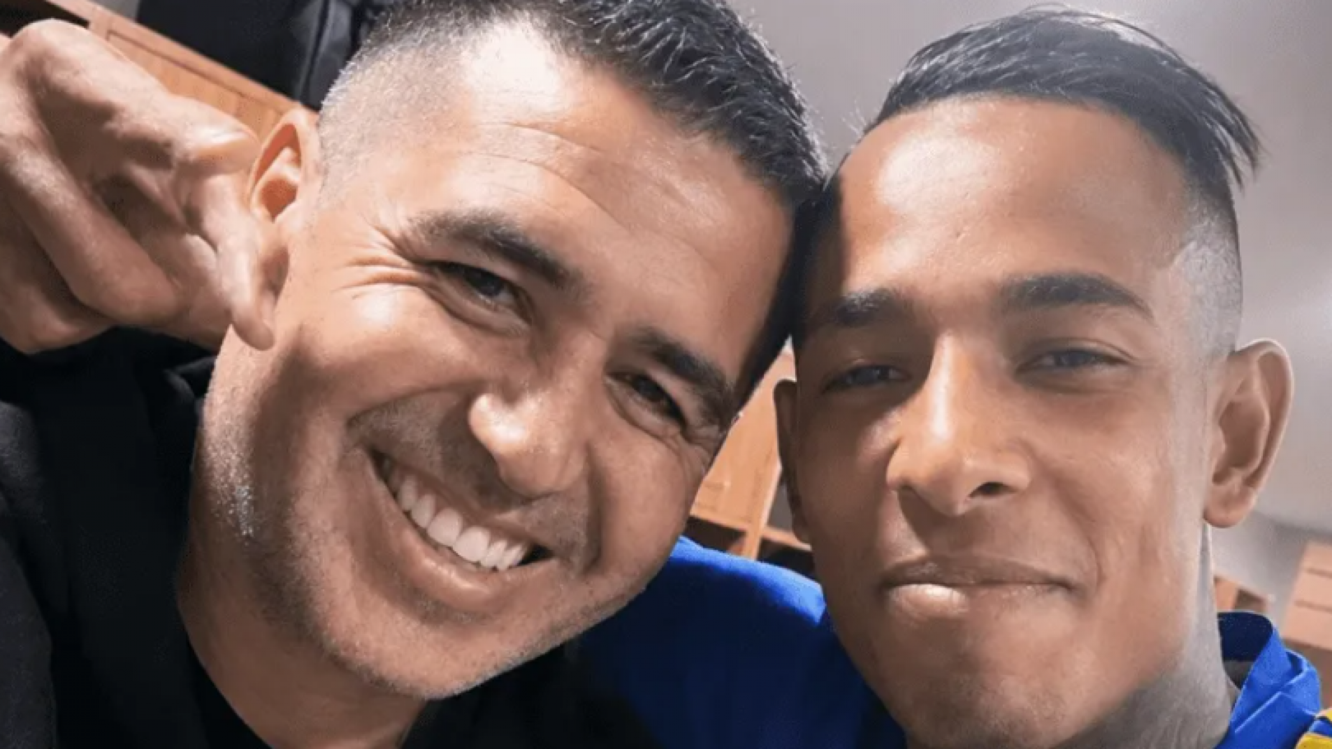 Riquelme llamó a Daniel Vila para negociar la vuelta de Villa