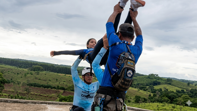 Murió tras un salto de bungee: fue arrojada accidentalmente sin cuerdas