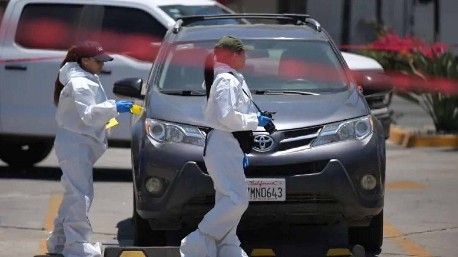 Encontraron un cuerpo en el baúl de un auto frente al predio donde entrena Irán en el Mundial
