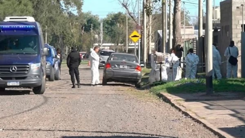 Un padre y sus dos hijos de 4 y 10 años fueron hallados muertos